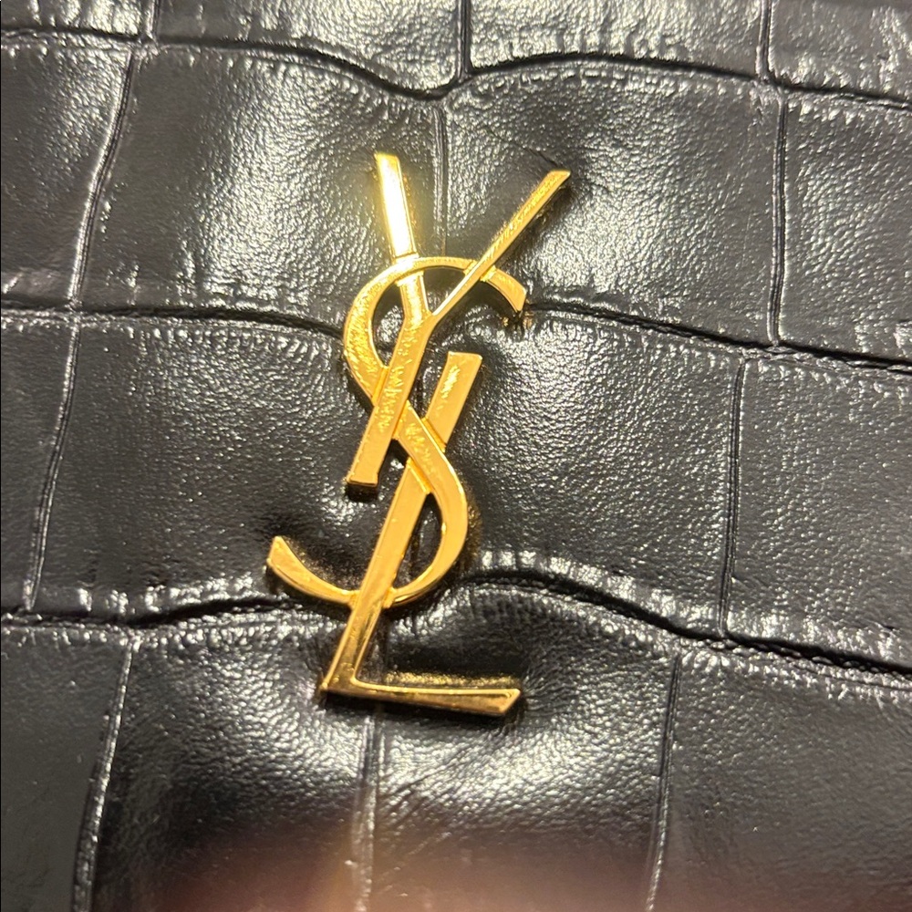 Saint Laurent YSL Black Crocodile Large Embossed Clutch Pouch $825 - Picture 6 of 10